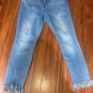 Stretch denim fringe bottom jeans size 14